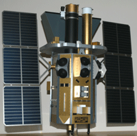 Modellino in legno e metallo del satellite Swift realizzato da Filippo Zagni