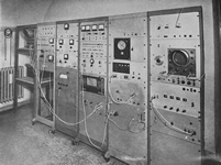 Figura 32: Strumentazione nel Centro di Cronometria dell'Osservatorio di Brera attorno al 1960.